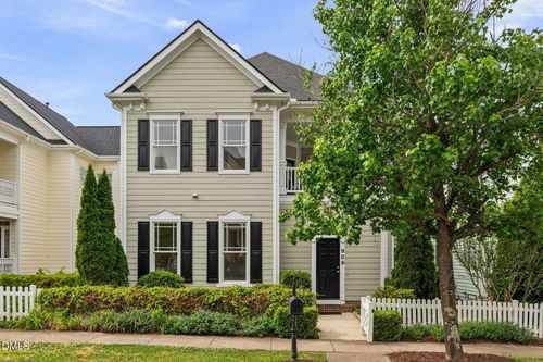909 Carpenter Town Ln, Cary, NC, 27519-9316 | Card Image