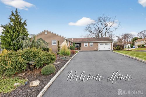 10 Barbara Pl, Sayreville, NJ, 08872-1231 | Card Image