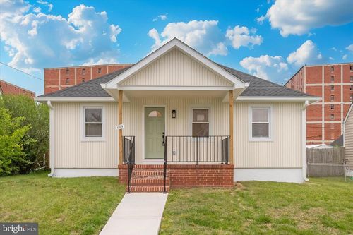 1925 Queensway, DUNDALK, MD, 21222-2918 | Card Image