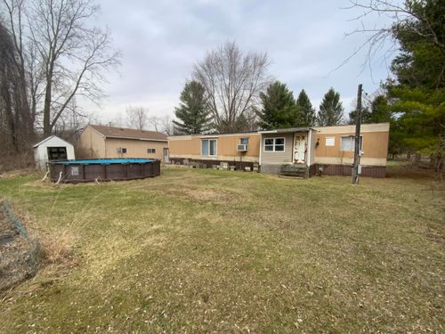 8401 Clinton Rd, Jackson, MI, 49201-9474 | Card Image