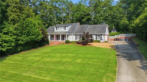 2 Walnut Dr, Cartersville, GA, 30120-4014 | Card Image