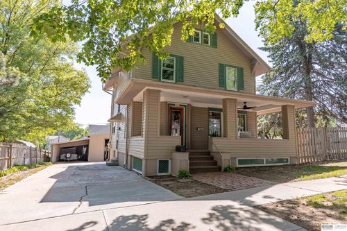 623 S Adams St, Papillion, NE, 68046-2604 | Card Image