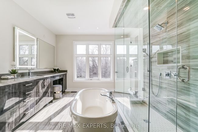223 Factor St, House other with 4 bedrooms, 3 bathrooms and 2 parking in Kleinburg ON | Image 23