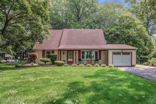 10 Patterson Ln, Manalapan, NJ, 07726-2915 | Card Image