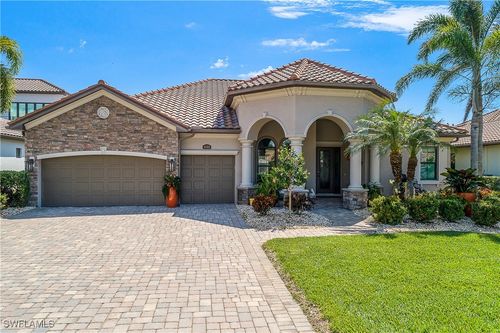 9489 Italia Way, Naples, FL, 34113-7737 | Card Image