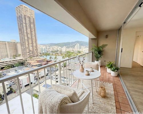 712-430 Keoniana St, Honolulu, HI, 96815-2040 | Card Image