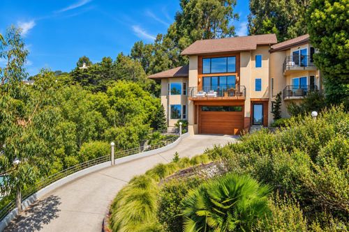 102 Crest Road, Piedmont, CA, 94611 | Card Image