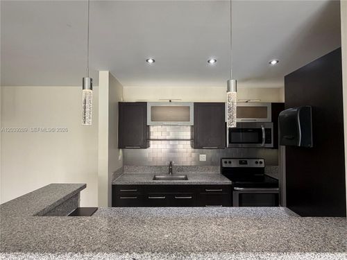 210ff-13872 Sw 90th Ave, Miami, FL, 33176-9004 | Card Image