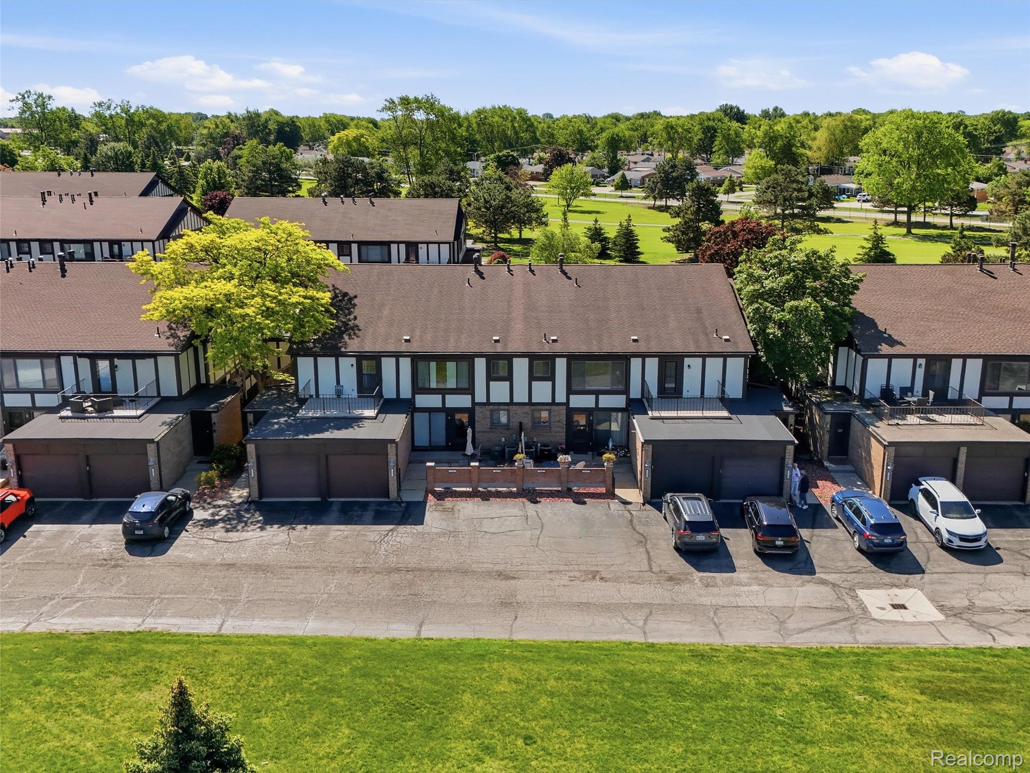 Residential in St Clair Shores 5