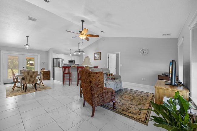 3109 E Bryant Ave, House other with 2 bedrooms, 2 bathrooms and 1 parking in BELL FL | Image 7