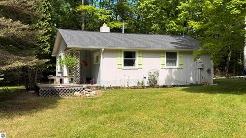 12851 Manitou Trl, Kewadin, MI, 49648-9318 | Card Image