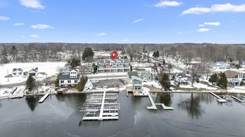 apt-3-5540 Johnson Rd, Coloma, MI, 49038-9698 | Card Image