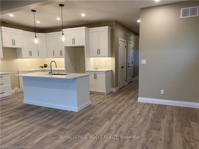 72 Redbud Road, House attached with 3 bedrooms, 3 bathrooms and 1 parking in Woolwich ON | Image 4