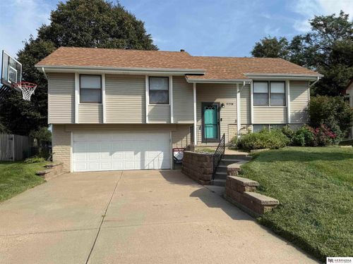 11218 Ohio St, Omaha, NE, 68164-3649 | Card Image