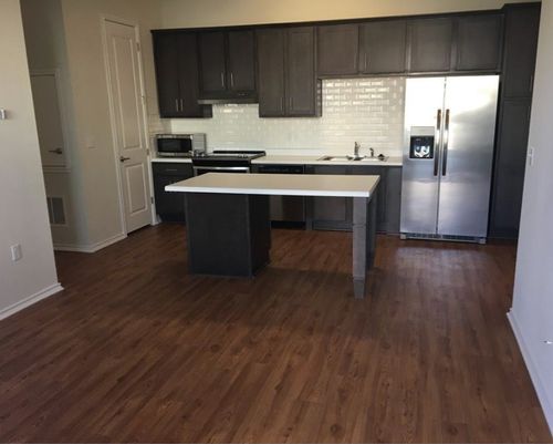 apt-4201-8601 W Gate Blvd, Austin, TX, 78745-4598 | Card Image