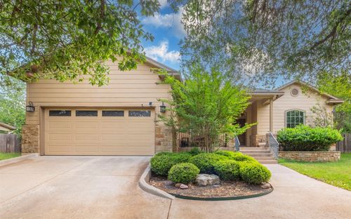 10033 Longhorn Skwy, Dripping Springs, TX, 78620-2621 | Card Image