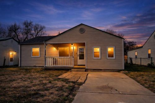 157 Turkle Ave, Haysville, KS, 67060-1752 | Card Image