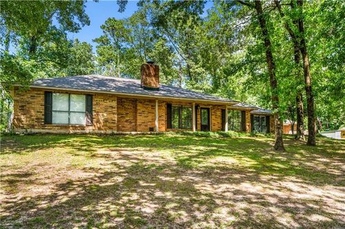 1016 Stones Way Dr, Pineville, LA, 71360-4011 | Card Image