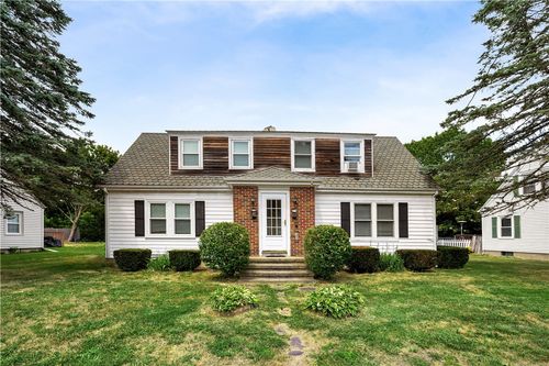 23 Preston Dr, North Kingstown, RI, 02852-5519 | Card Image
