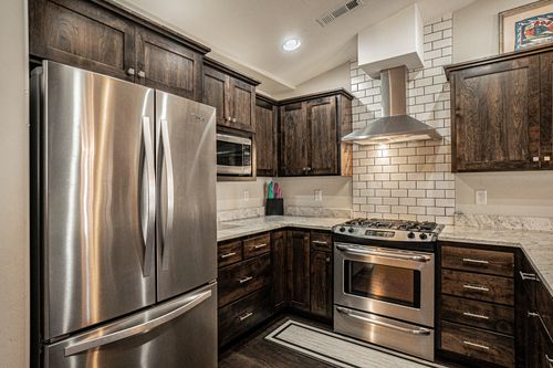583 Plum Ridge Ct, Ashland, OR, 97520-9160 | Card Image