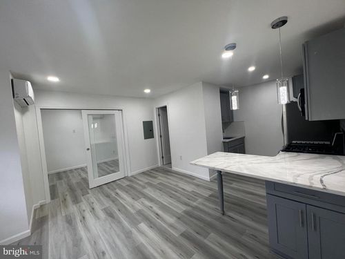 apt-4-735 S 9th St, PHILADELPHIA, PA, 19147-2800 | Card Image