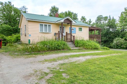 2697 Vt Route 114, East Burke, VT, 05832 | Card Image