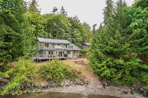 115 Grantville St, Salt Spring, BC, V8K1N9 | Card Image