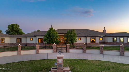 7 Cielo Del Este, Anthony, NM, 88021-9205 | Card Image