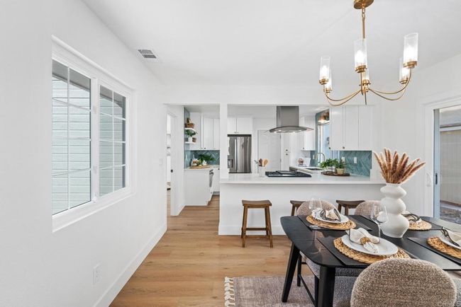 10424 Rancho Carmel Dr, House other with 4 bedrooms, 3 bathrooms and 2 parking in San Diego CA | Image 7