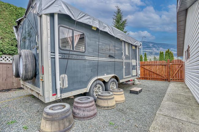 42217 Corona Avenue, House other with 3 bedrooms, 2 bathrooms and 6 parking in Yarrow BC | Image 25