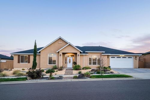 469 Belvedere Drive, Redding, CA, 96003 | Card Image