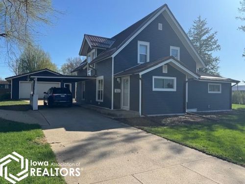 207 W Madison Street, Toledo, IA, 52342 | Card Image