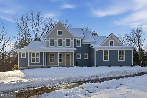 394 Springwood Ln, Stephens City, VA, 22655 | Card Image