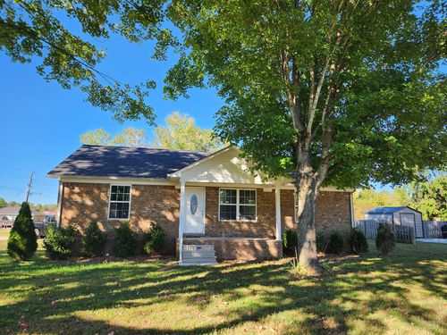 324 Debus St, Lawrenceburg, TN, 38464-2507 | Card Image