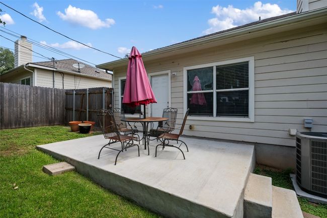 B - 1002 Castile Rd, Home with 3 bedrooms, 2 bathrooms and 3 parking in Austin TX | Image 30