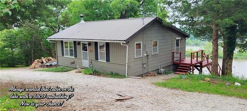 28767 Parkway Dr, Warsaw, MO, 65355-4313 | Card Image