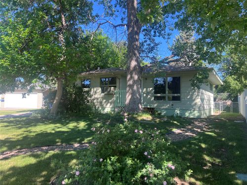 812 49th St S, Great Falls, MT, 59405-5733 | Card Image
