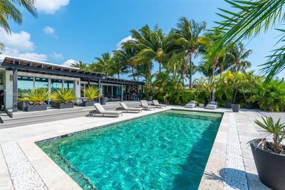 970 S Shore Dr, House other with 4 bedrooms, 4 bathrooms and null parking in Miami Beach FL | Image 1