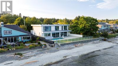 3777 Waring Pl, House other with 4 bedrooms, 4 bathrooms and 6 parking in Victoria BC | Image 2