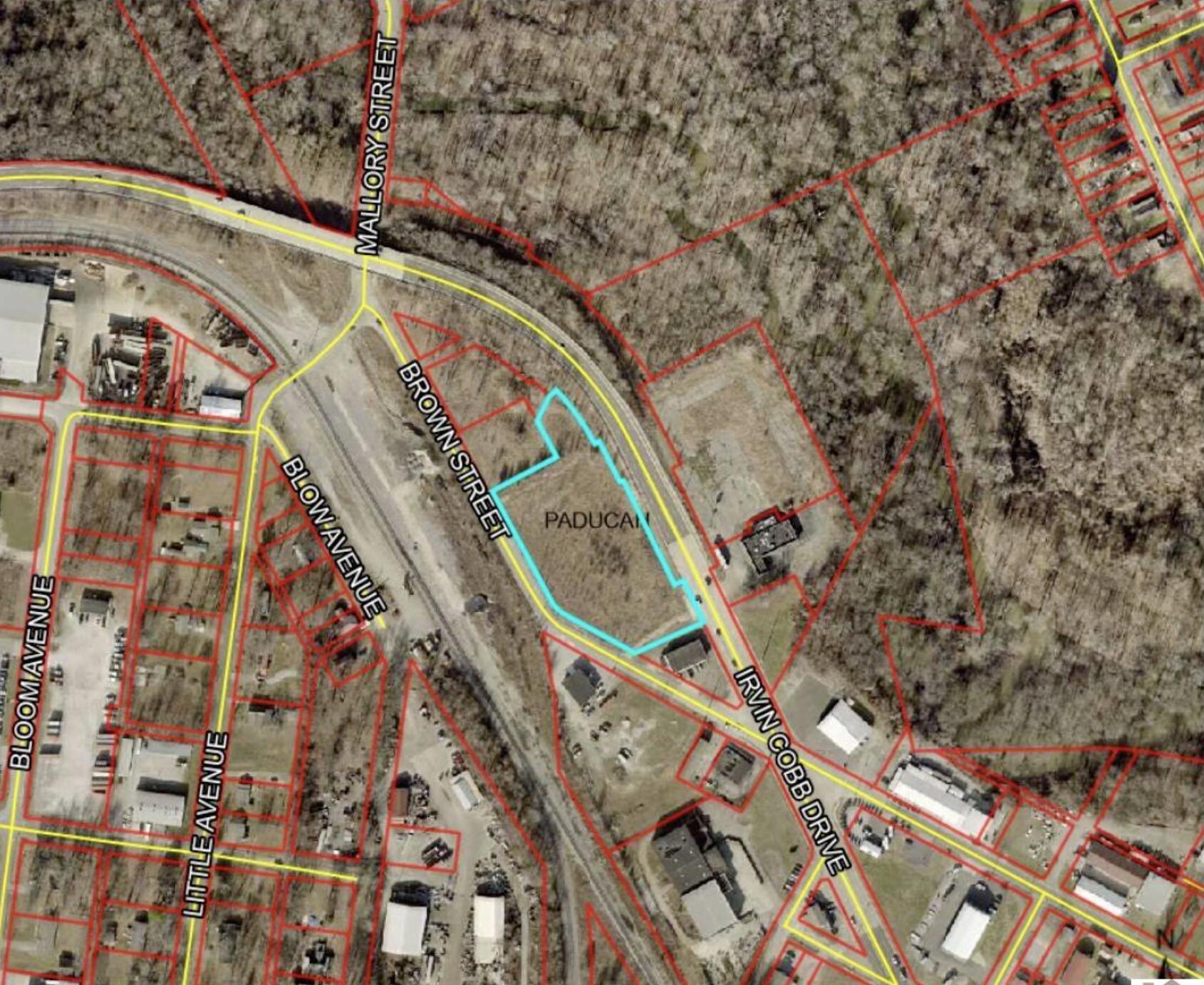 Land in Paducah 2