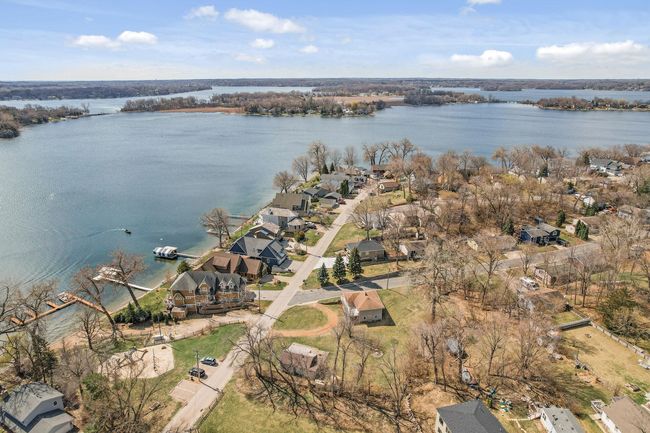 Aerial view of property - amazing location! | Image 7