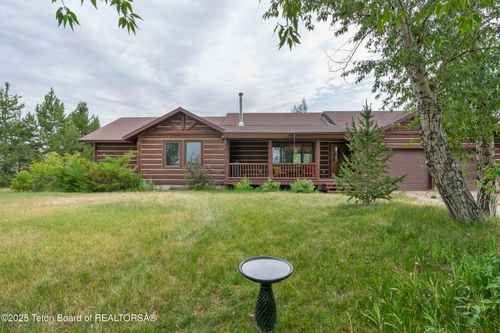 7339-73657339 Summerbreeze Trl, Tetonia, ID, 83452-4913 | Card Image