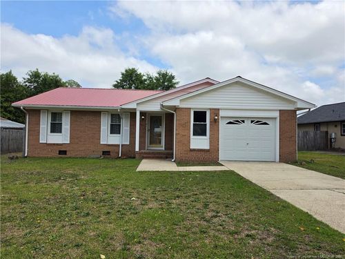 207 Duncan Rd, Spring Lake, NC, 28390-3103 | Card Image