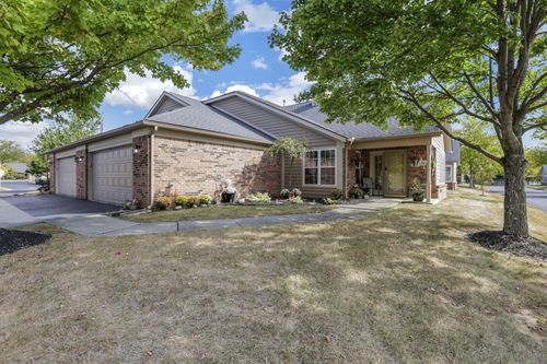 5870 Crooked Creek Blvd, Grove City, OH, 43123-9390 | Card Image