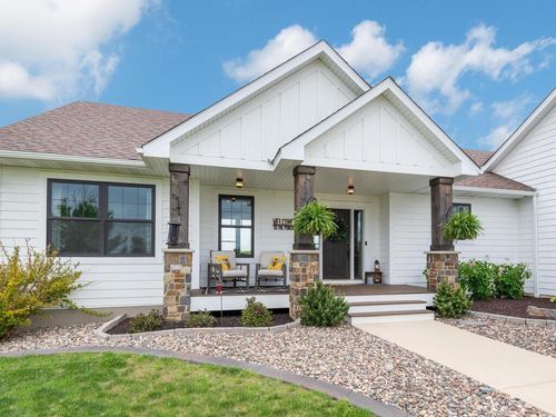 2847 44th St W, Webster, MN, 55088-4403 | Card Image