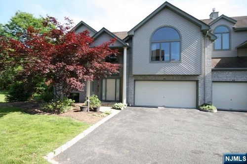 716 Holly Ct, Norwood, NJ, 07648-2000 | Card Image