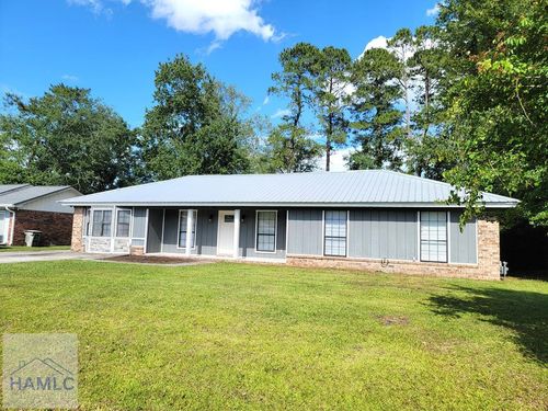 104 Cedar St, Hinesville, GA, 31313-2959 | Card Image