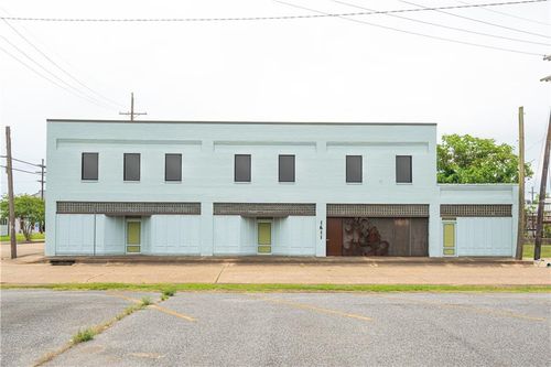 1611 Washington St, Alexandria, LA, 71301-6854 | Card Image