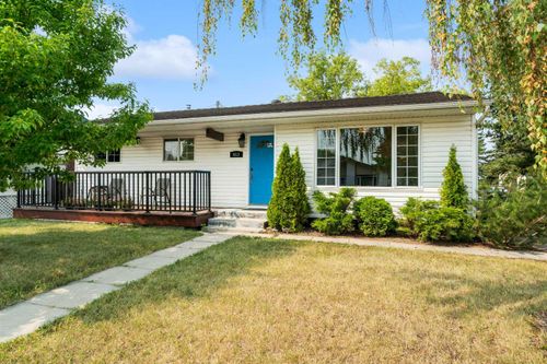 613 Olympia Cres Se, Calgary, AB, T2C1G6 | Card Image