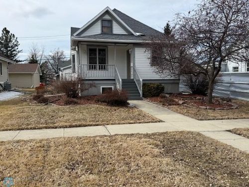 315 8th St N, Breckenridge, MN, 56520-1531 | Card Image